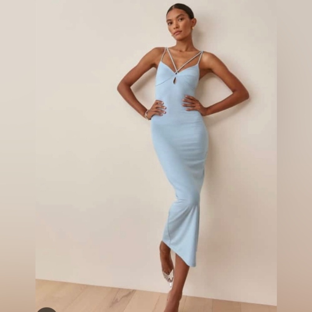 REFORMATION LAINEY DRESS IN LIGHT BLUE